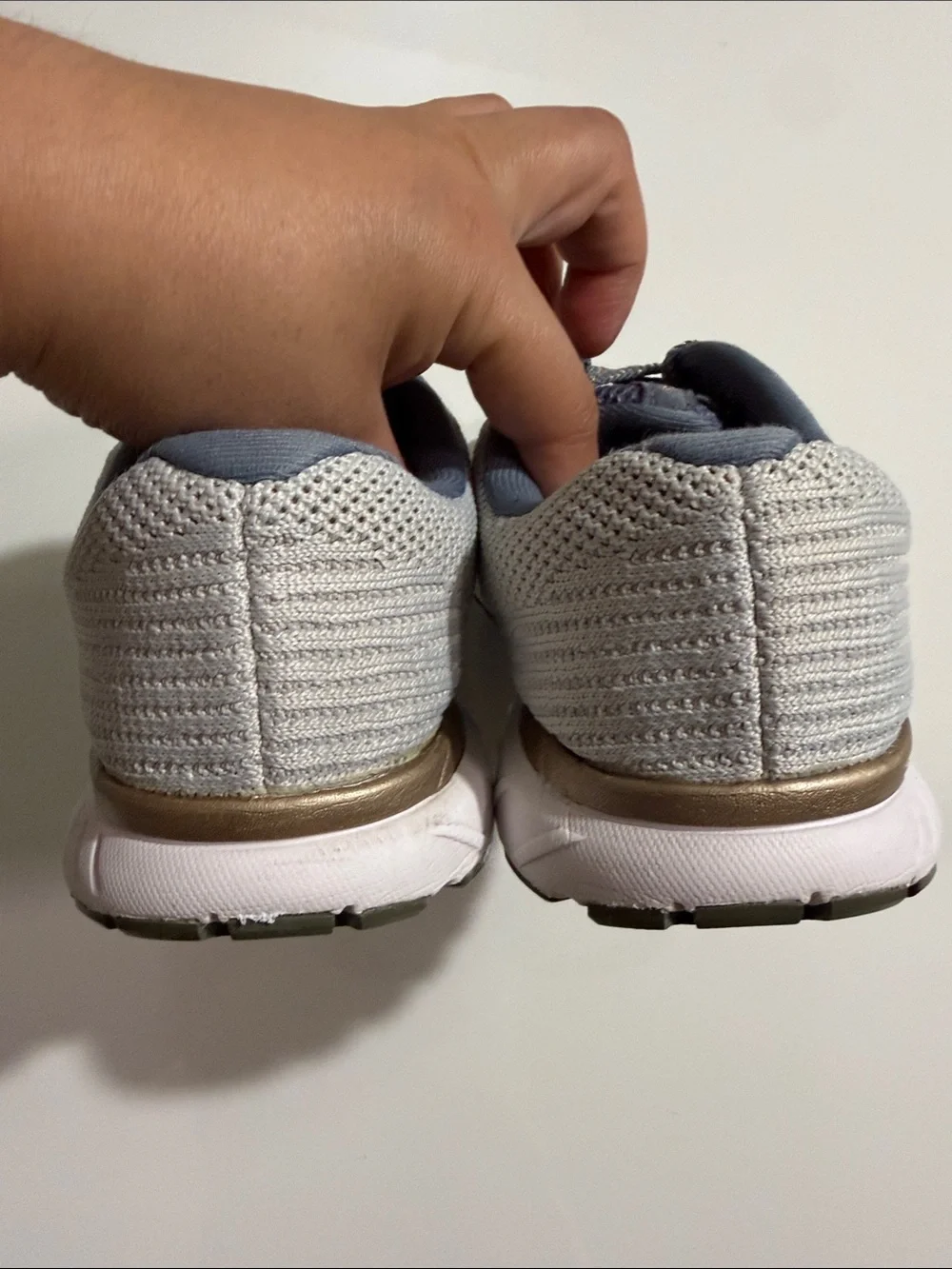 Brooks Revel 3 Running Shoes Gray Flint Stone Pale Gold Knit Women's Size 7